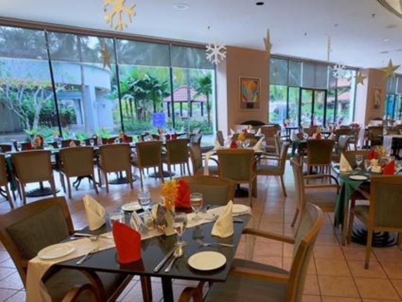 Royale Chulan Seremban Exterior photo The restaurant at the hotel